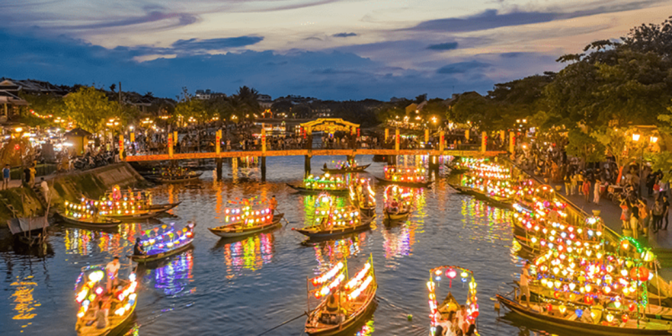 Marble Mountains – Hoi An City – Boat Ride & Release Lantern from Da Nang Marble Mountains – Hoi An City – Boat Ride & Release Lantern from Da Nang