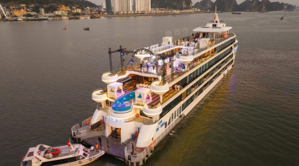 LUNA -  Dinner Cruise Ha Long Bay