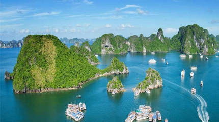 10-Days Northern Vietnam - Hanoi - Mai Chau - Pu Luong - Ninh Binh - Halong Bay