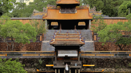 Hue City Tour only 1DAY-Cycling, tombs, local village, boat tour to Thien Mu pagoda