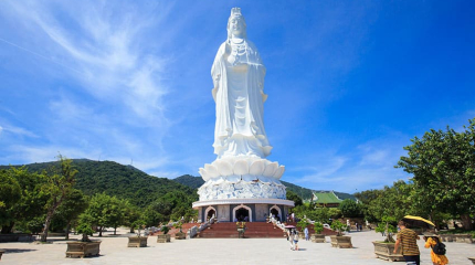 Da Nang – Monkey Mountain – Marble Mountains – Hoi An City By Night