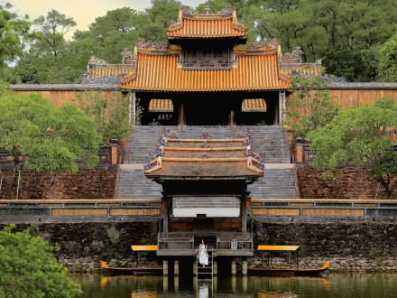 Hue City Tour only 1DAY-Cycling, tombs, local village, boat tour to Thien Mu pagoda