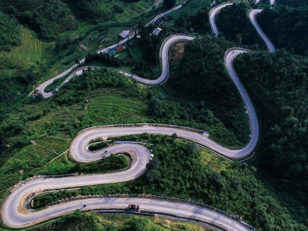 Ha Giang Loop Tour 3D2N+ Free 1 night stay before the tour