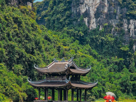 Hoa Lu - Trang An - Mua Cave 1DAY TOUR