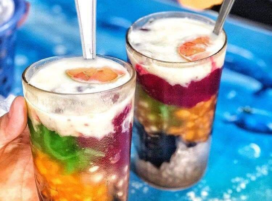 Street Food Tour in Ha Noi 