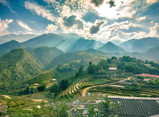 Sapa & Ethnic Colorful Market 3D4N Sapa & Ethnic Colorful Market 3D4N