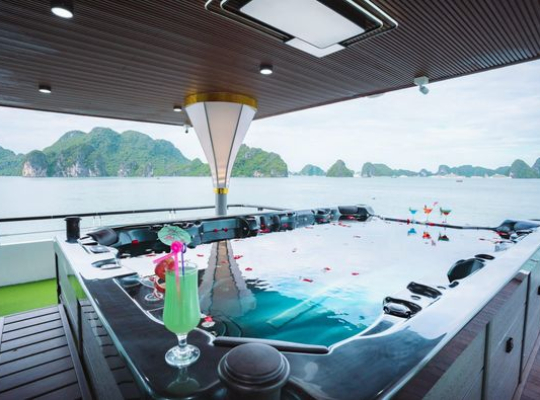 Apollo Premium Day Cruise Apollo Premium Day Cruise