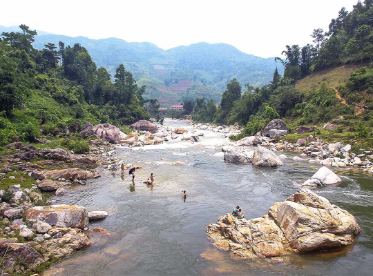 Sapa Trekking  3D4N-Lao cai - Sapa - Laochai - Tavan  (Muong Hoa Valley )  Sapa Trekking  3D4N-Lao cai - Sapa - Laochai - Tavan  (Muong Hoa Valley )