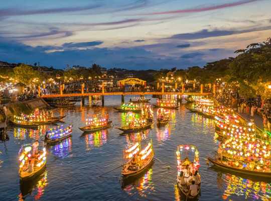 Marble Mountains – Hoi An City – Boat Ride & Release Lantern from Da Nang Marble Mountains – Hoi An City – Boat Ride & Release Lantern from Da Nang