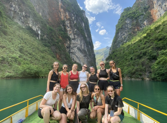 Ha Giang Loop Tour 3D2N+ Free 1 night stay before the tour Ha Giang Loop Tour 3D2N+ Free 1 night stay before the tour