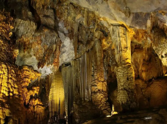 Pu Luong – Ninh Binh – Ha Long Bay 5D4N  Pu Luong – Ninh Binh – Ha Long Bay 5D4N