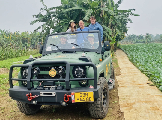 Jeep tour around Ha Noi Jeep tour around Ha Noi