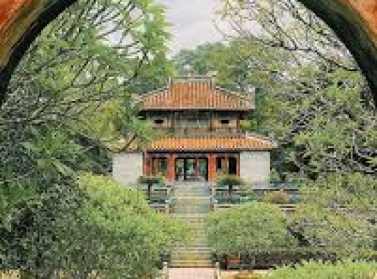 Hue City Tour only 1DAY-Cycling, tombs, local village, boat tour to Thien Mu pagoda Hue City Tour only 1DAY-Cycling, tombs, local village, boat tour to Thien Mu pagoda