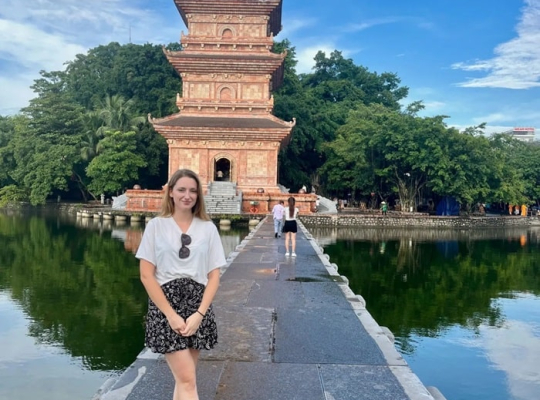 Hoa Lu - Trang An - Mua Cave 1DAY TOUR Hoa Lu - Trang An - Mua Cave 1DAY TOUR