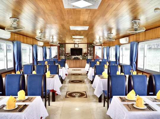 3Star WEGO Halong Cruise 3Star WEGO Halong Cruise