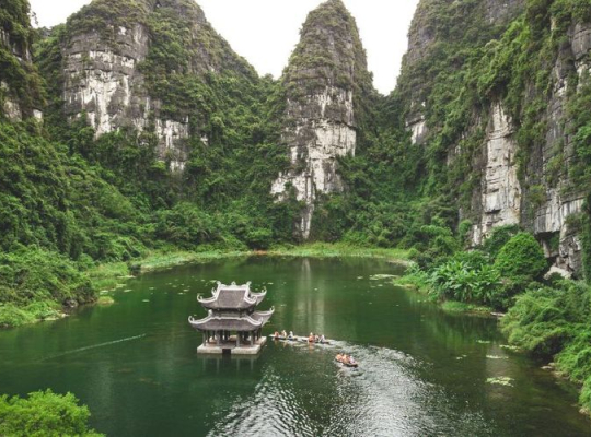 Pu Luong – Ninh Binh – Ha Long Bay 5D4N  Pu Luong – Ninh Binh – Ha Long Bay 5D4N